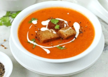 Tomatensoep met verse tomaten