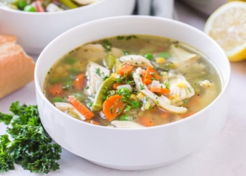 Zelf de lekkerste kippensoep maken doe je zo!