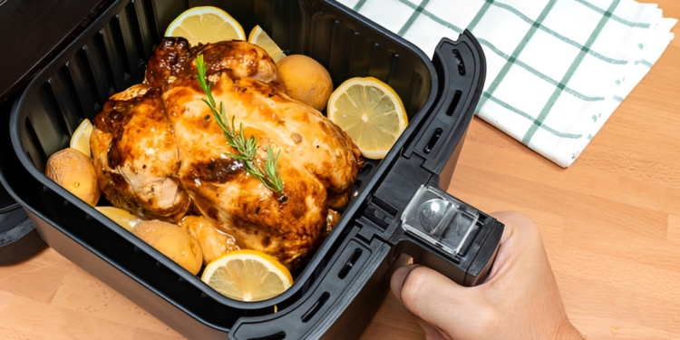 Iedereen maakt deze fout met de airfryer (en het verpest je eten)